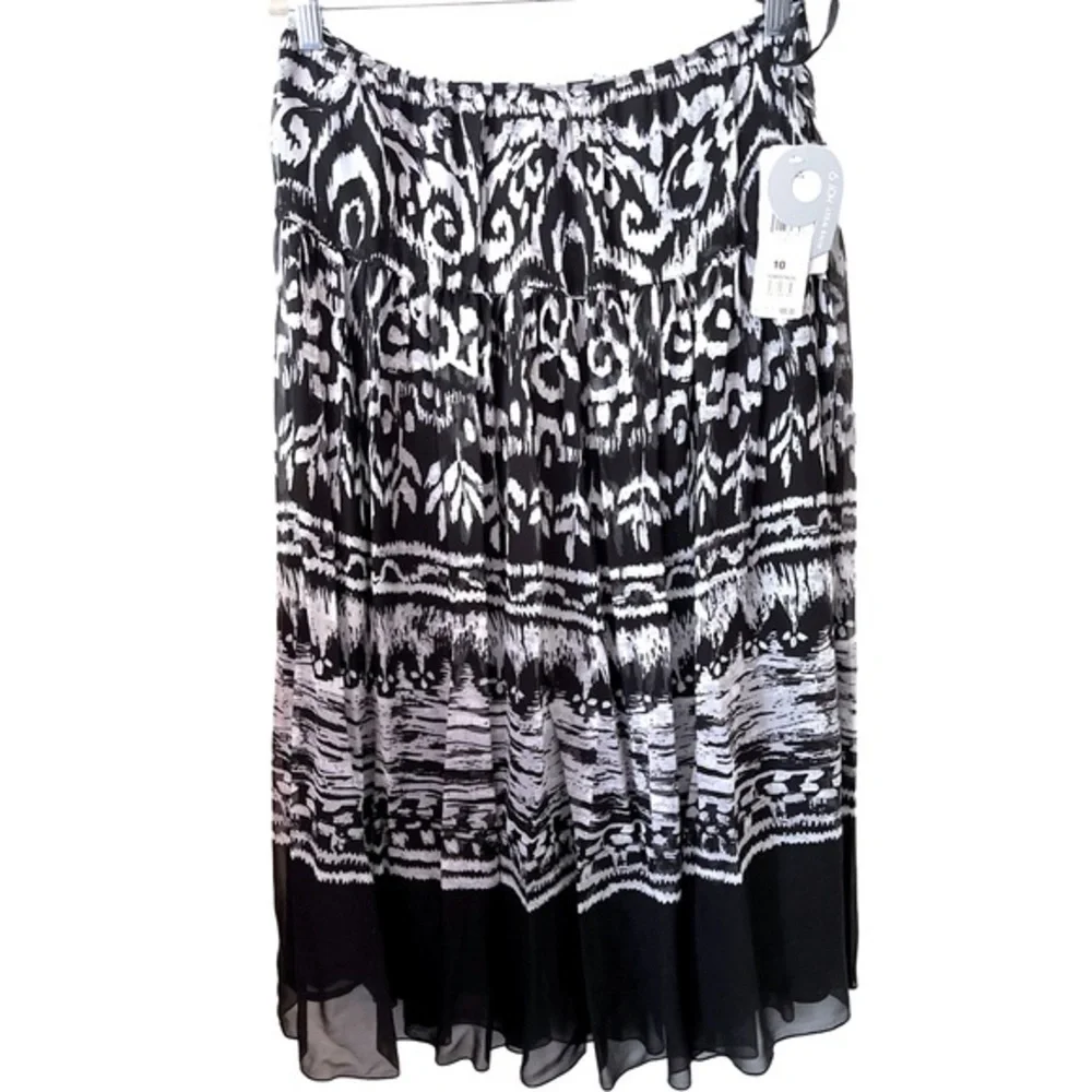 Nine West‎ NWT 100% Silk flowy Midi Skirt 10
